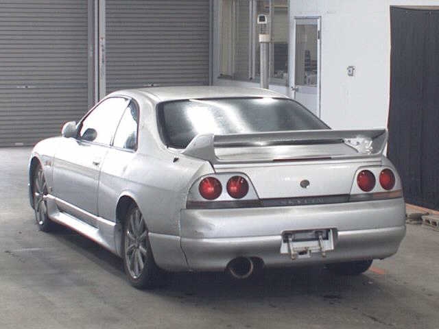 R33 GTS